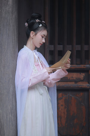 极品大乳美女妲己人体欣赏