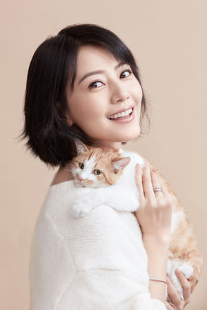 渣男扒开美女的胸罩狂摸