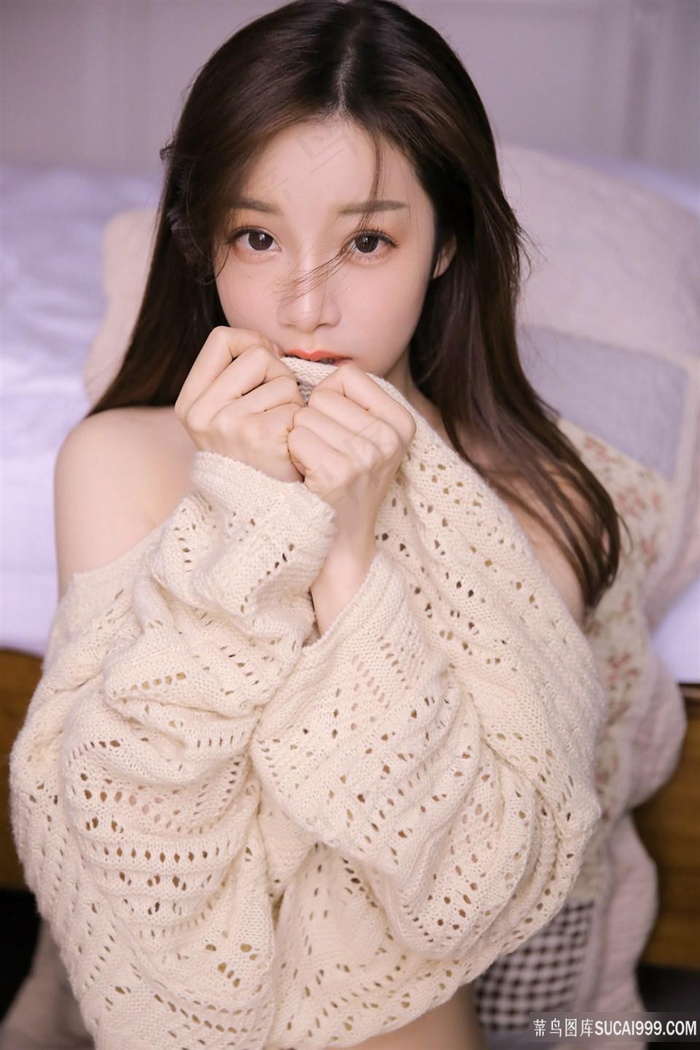 小姐姐露胸