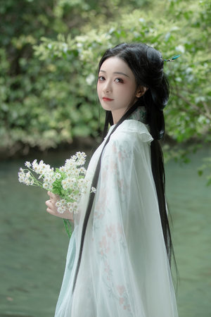亚洲欧美一区二区三区国产