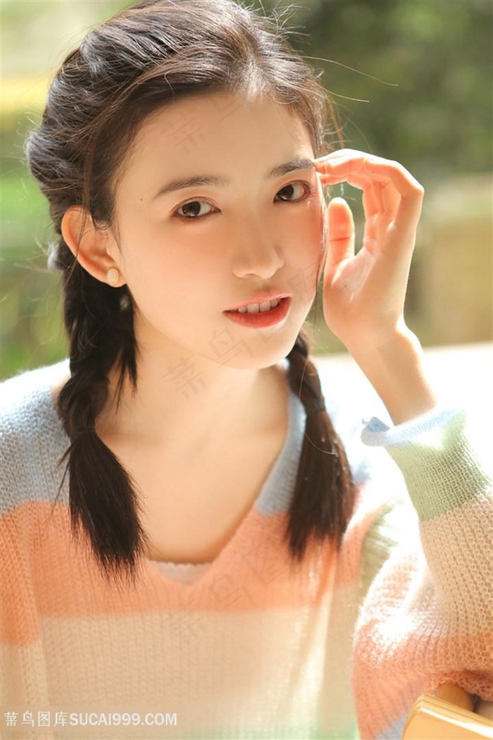 很黄很黄的美女视频a