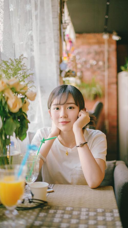 韩国美女主播朴妮麦
