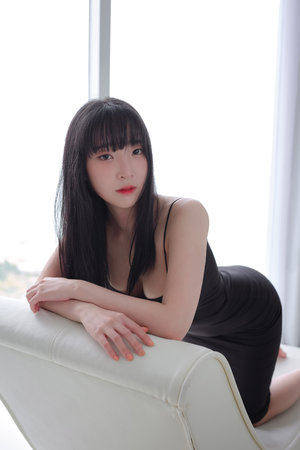 偷偷要色偷偷看