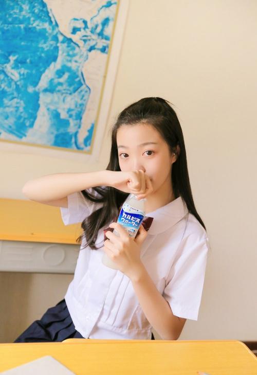 江歌个人简介