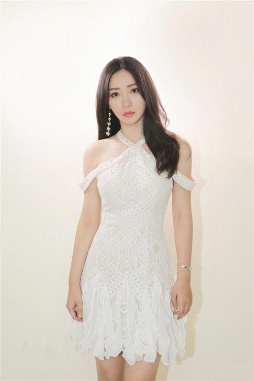 浪荡女的被CAO日常NP