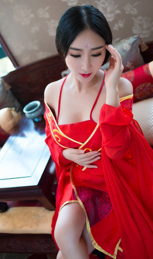 只有香如故